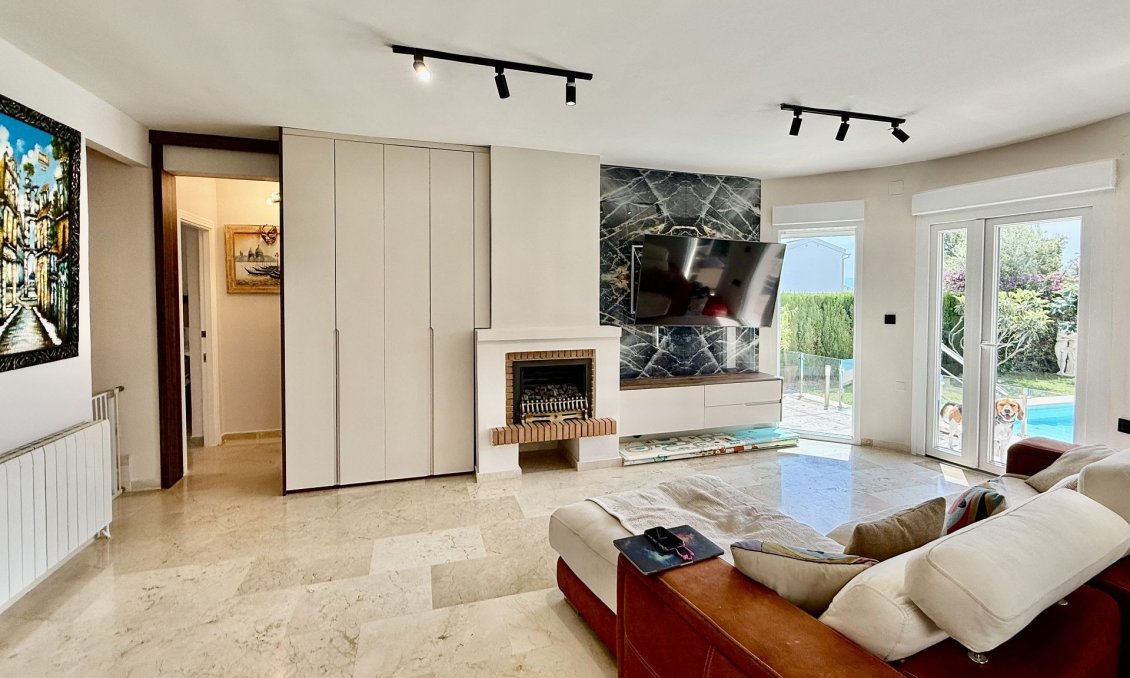 Wiederverkauf - Villa -
Orihuela Costa - Costa Blanca