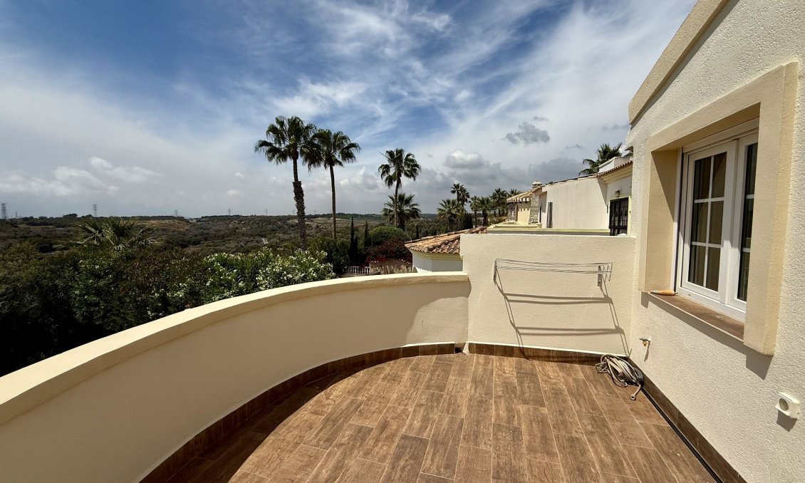 Wiederverkauf - Villa -
Orihuela Costa - Costa Blanca