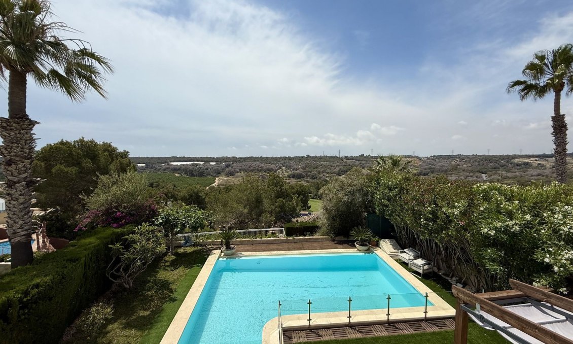Wiederverkauf - Villa -
Orihuela Costa - Costa Blanca