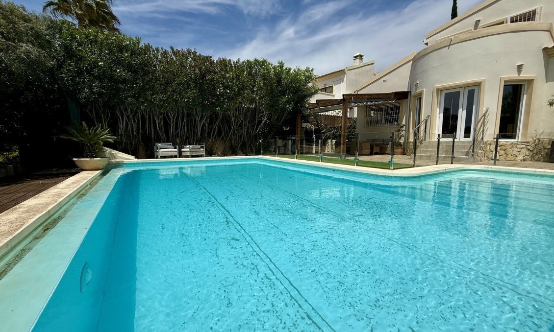 Wiederverkauf - Villa -
Orihuela Costa - Costa Blanca