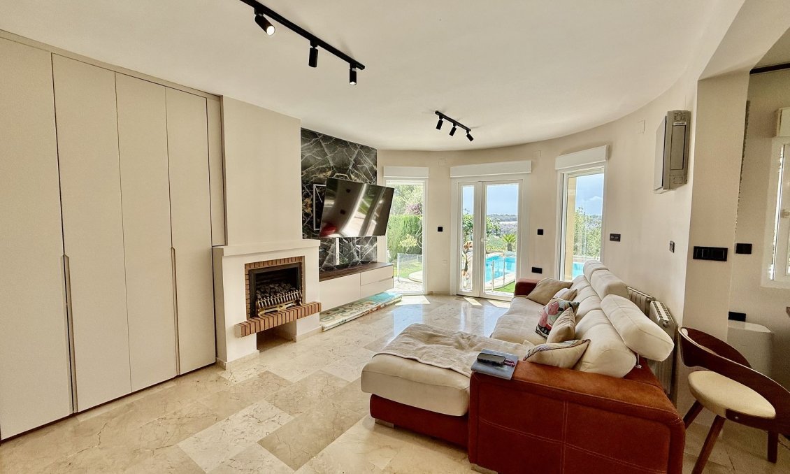 Wiederverkauf - Villa -
Orihuela Costa - Costa Blanca