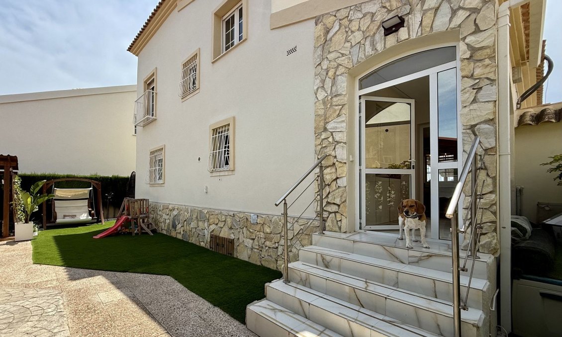 Wiederverkauf - Villa -
Orihuela Costa - Costa Blanca