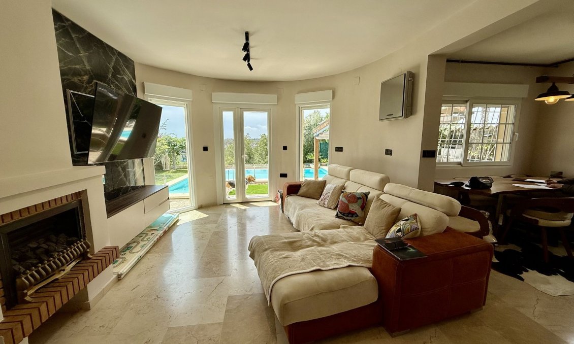 Wiederverkauf - Villa -
Orihuela Costa - Costa Blanca