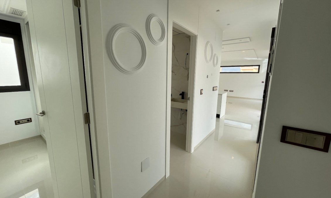 Segunda mano - Villa -
Ciudad Quesada - Costa Blanca