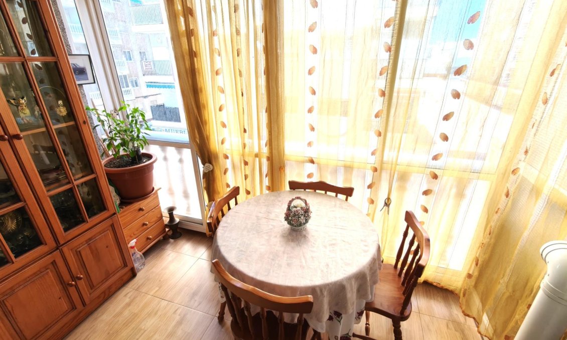 Segunda mano - Apartamento -
Torrevieja - Playa del Cura