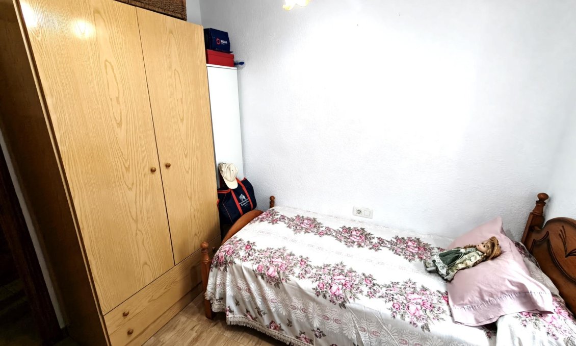 Segunda mano - Apartamento -
Torrevieja - Playa del Cura