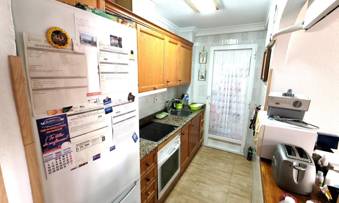 Segunda mano - Apartamento -
Torrevieja - Playa del Cura
