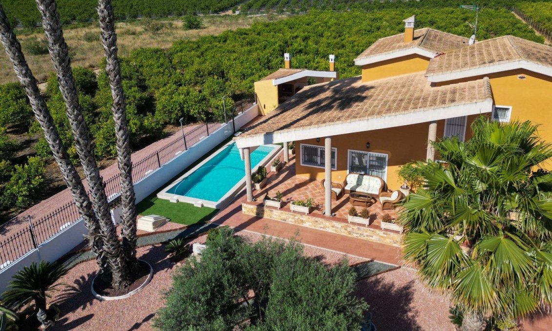 Segunda mano - Villa -
Orihuela - Orihuela Ciudad