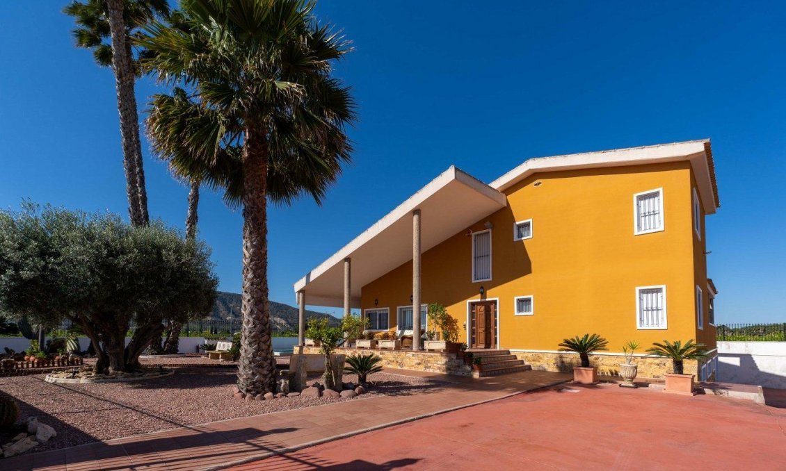 Segunda mano - Villa -
Orihuela - Orihuela Ciudad