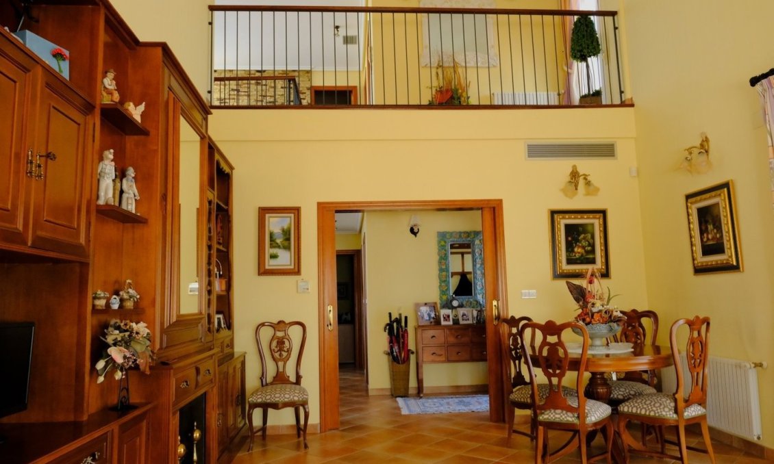 Segunda mano - Villa -
Orihuela - Orihuela Ciudad