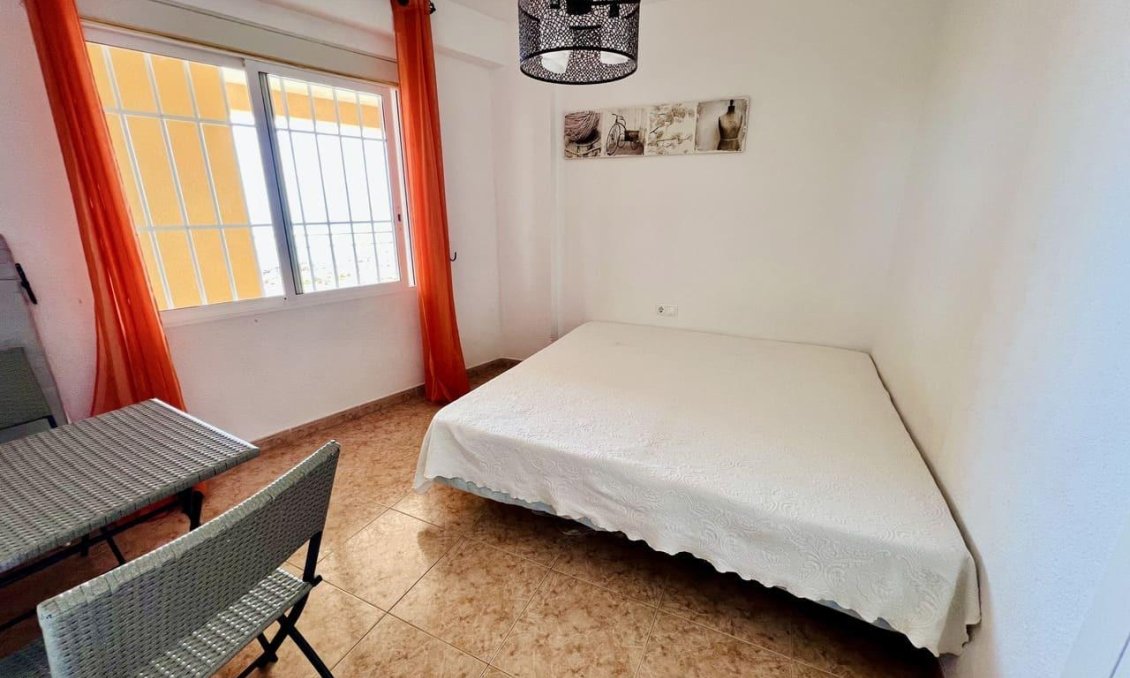 Segunda mano - Apartamento -
Torrevieja - Aldea Del Mar