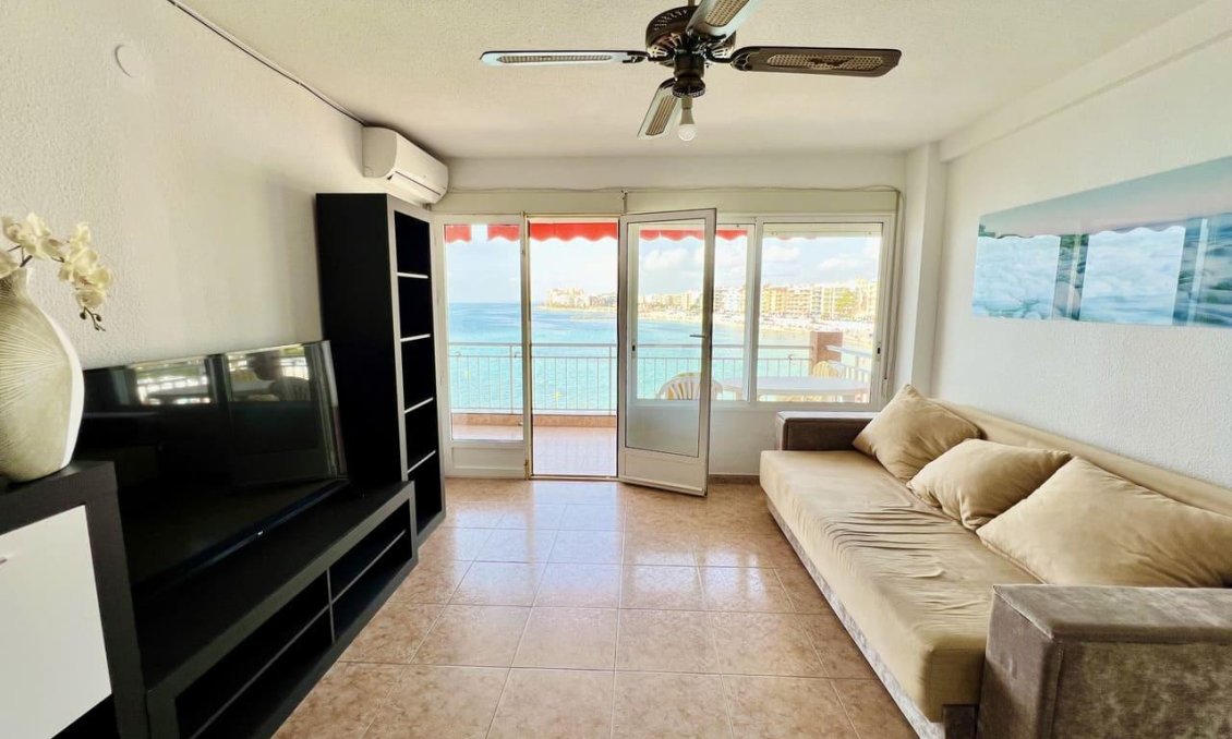 Segunda mano - Apartamento -
Torrevieja - Aldea Del Mar