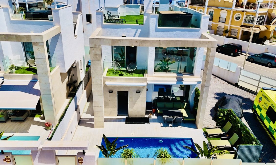 Segunda mano - Villa -
Cabo Roig - Costa Blanca