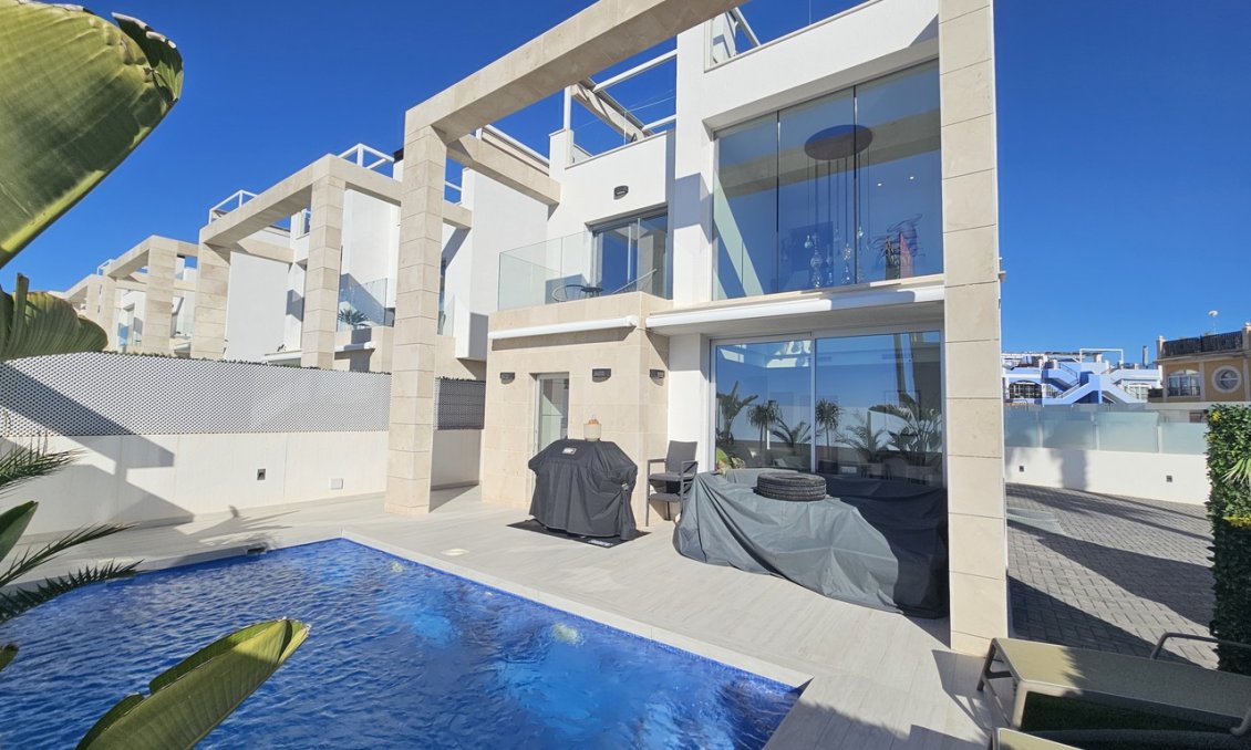 Segunda mano - Villa -
Cabo Roig - Costa Blanca