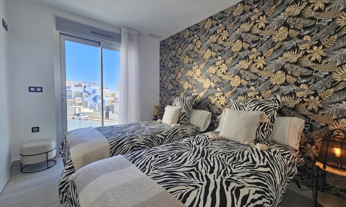 Segunda mano - Villa -
Cabo Roig - Costa Blanca