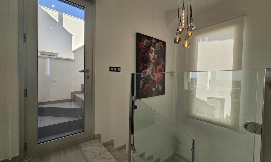 Segunda mano - Villa -
Cabo Roig - Costa Blanca