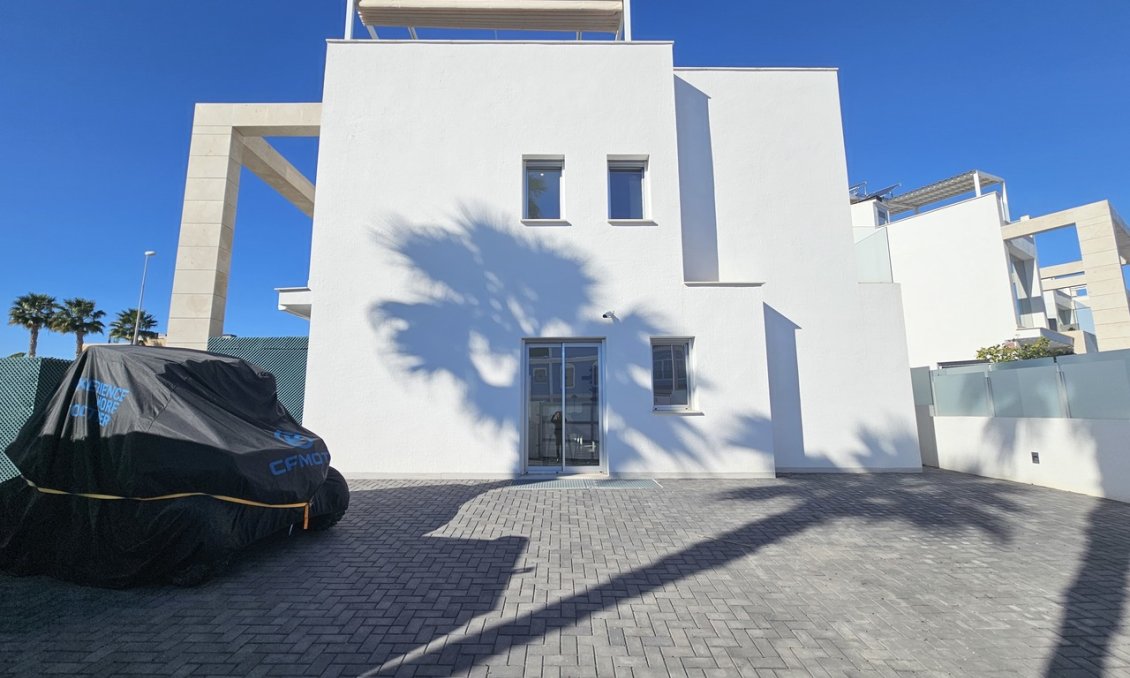 Segunda mano - Villa -
Cabo Roig - Costa Blanca
