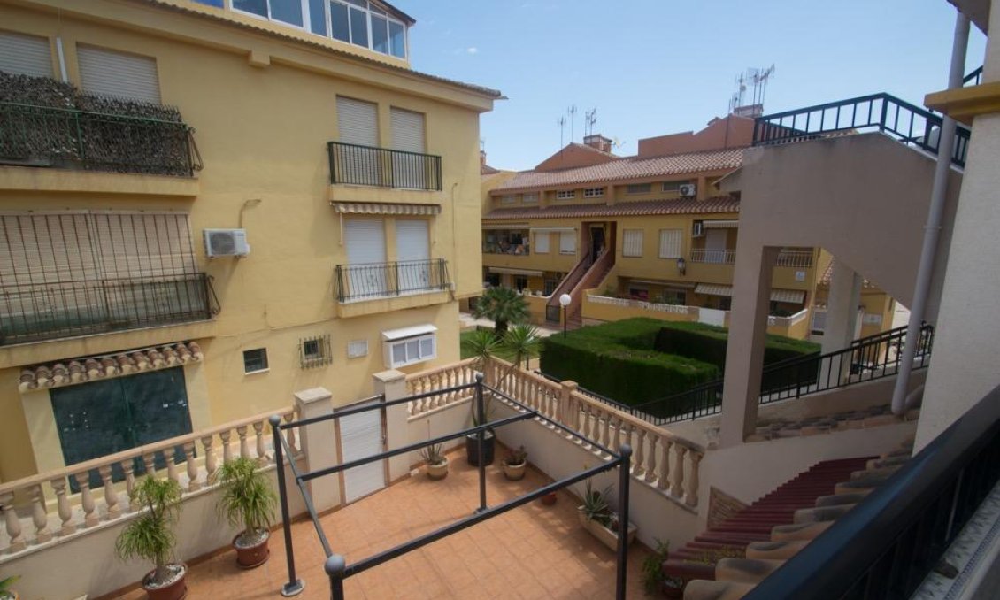 Segunda mano - Apartamento -
Torrevieja - Mar Azul