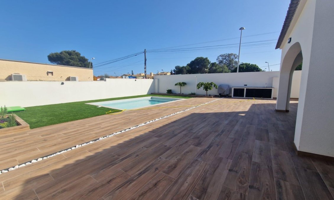 Wiederverkauf - Semi Detached -
Torrevieja - Los Balcones