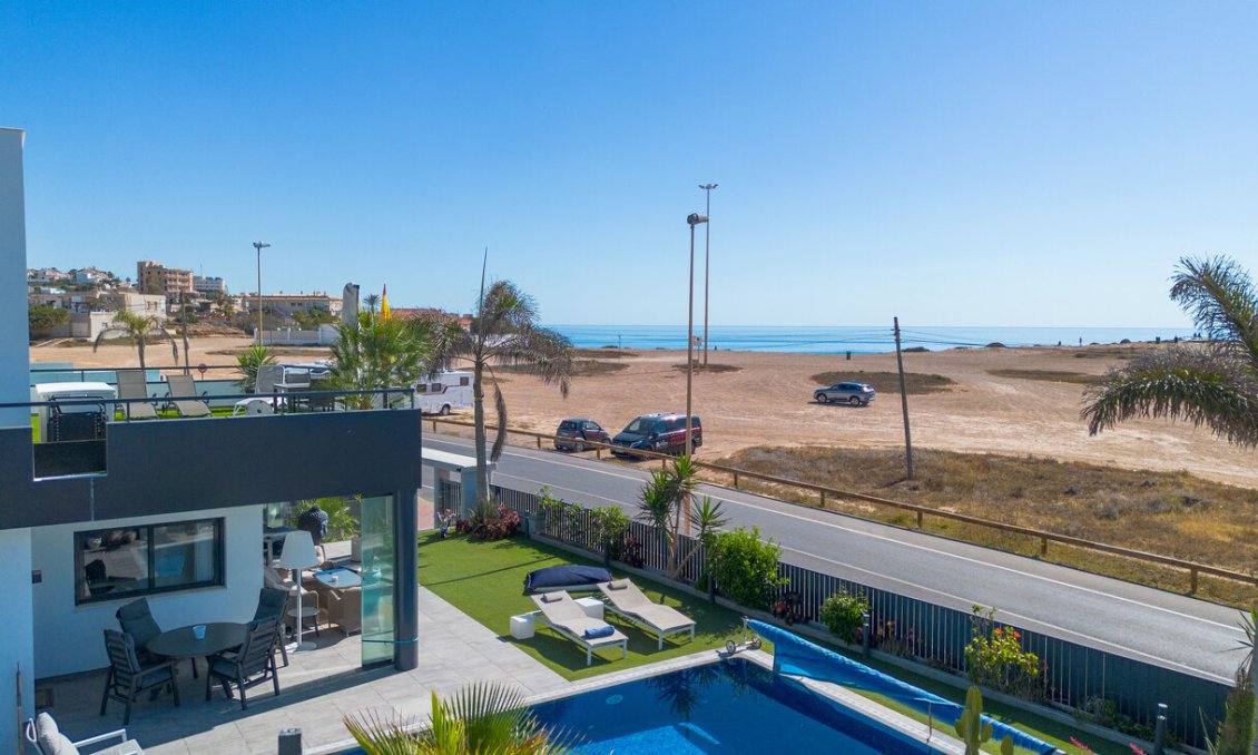 Segunda mano - Villa -
Torrevieja - Rosaleda