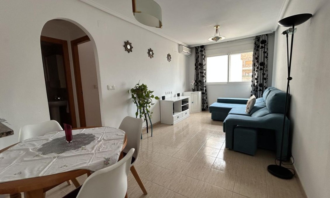 Wiederverkauf - Wohnung -
Torrevieja - Costa Blanca