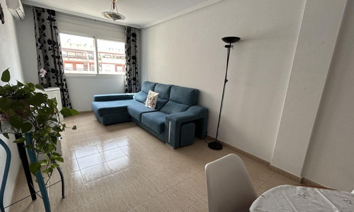 Wiederverkauf - Wohnung -
Torrevieja - Costa Blanca