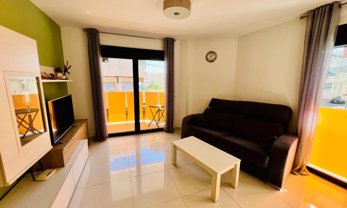 Segunda mano - Apartamento -
Torrevieja - Playa del Cura