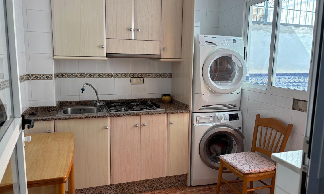 Segunda mano - Town House -
Formentera del Segura - Pueblo 5