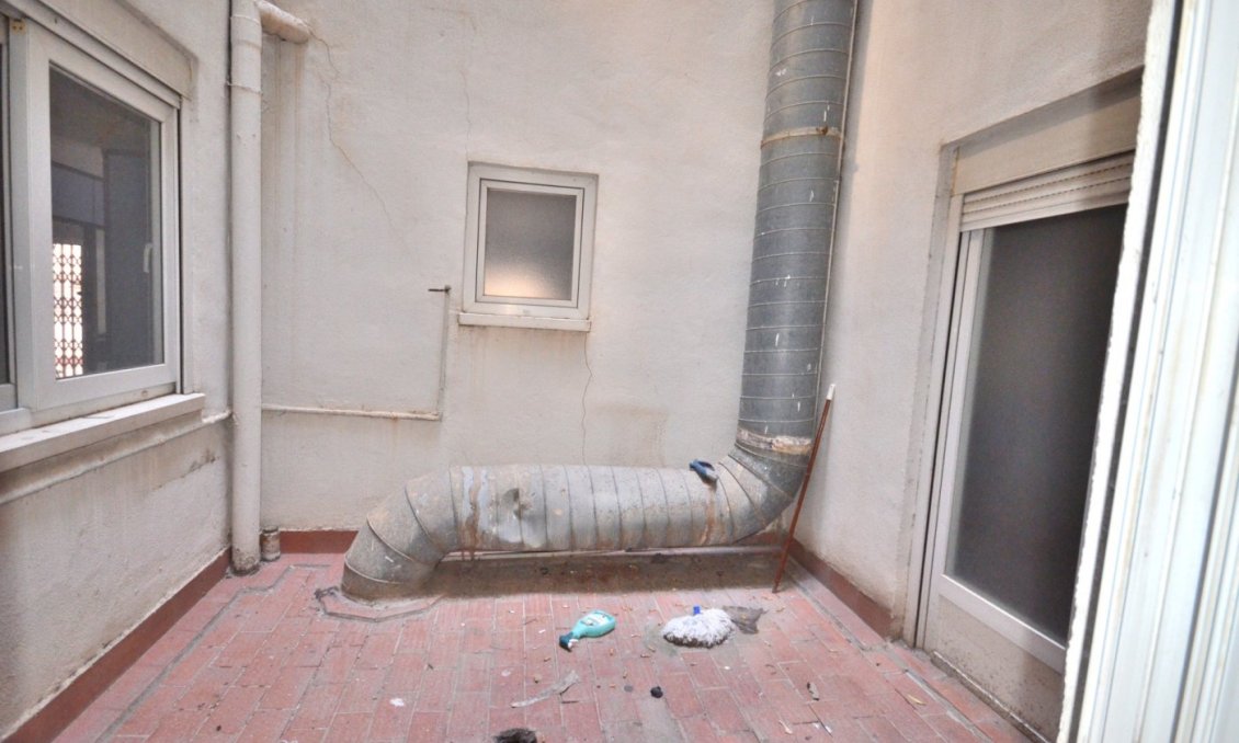 Segunda mano - Apartamento -
Torrevieja - Centro