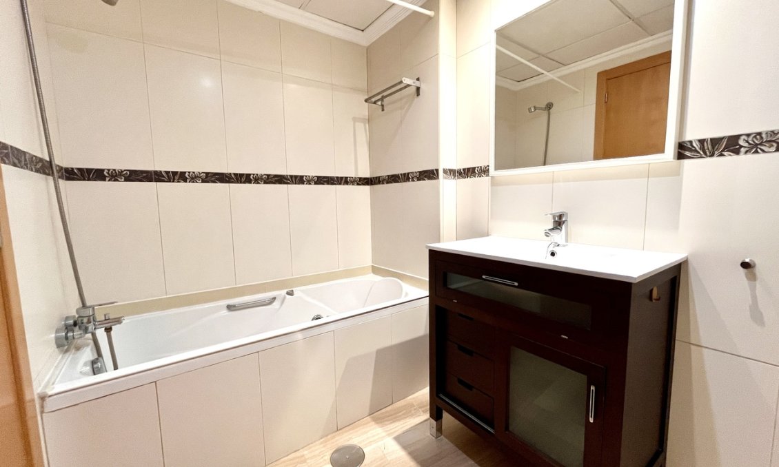 Segunda mano - Apartamento -
Santa Pola - Costa Blanca