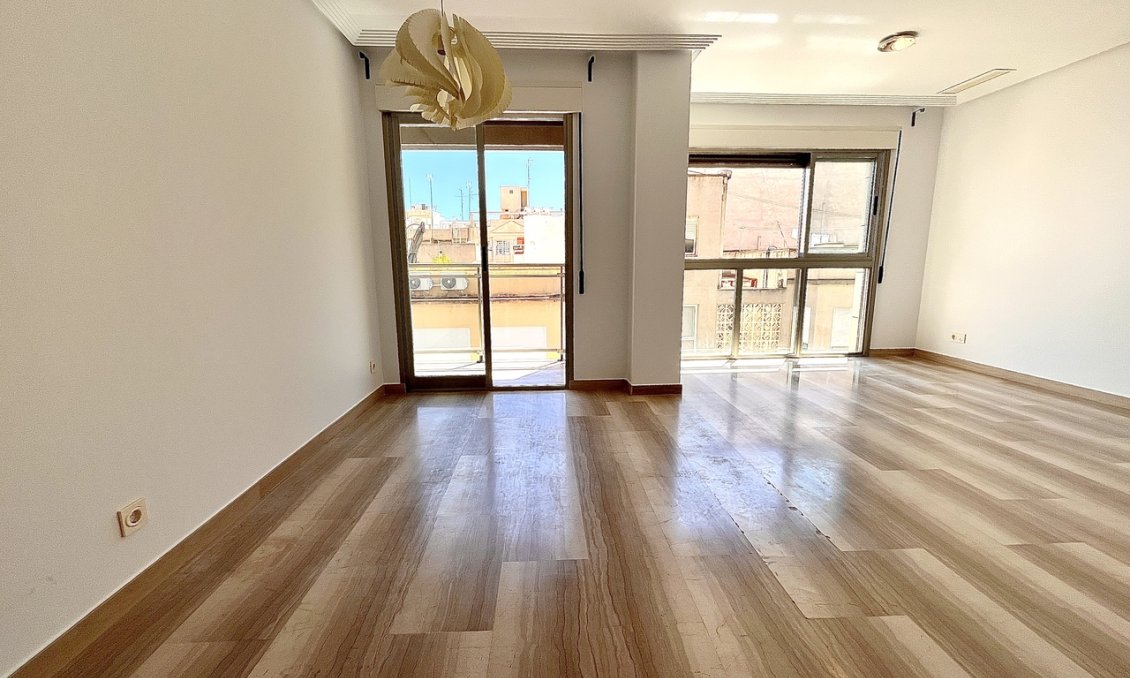 Segunda mano - Apartamento -
Santa Pola - Costa Blanca