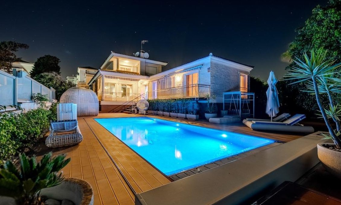 Wiederverkauf - Villa -
Torrevieja - Costa Blanca