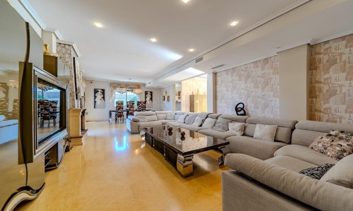 Wiederverkauf - Villa -
Torrevieja - Costa Blanca