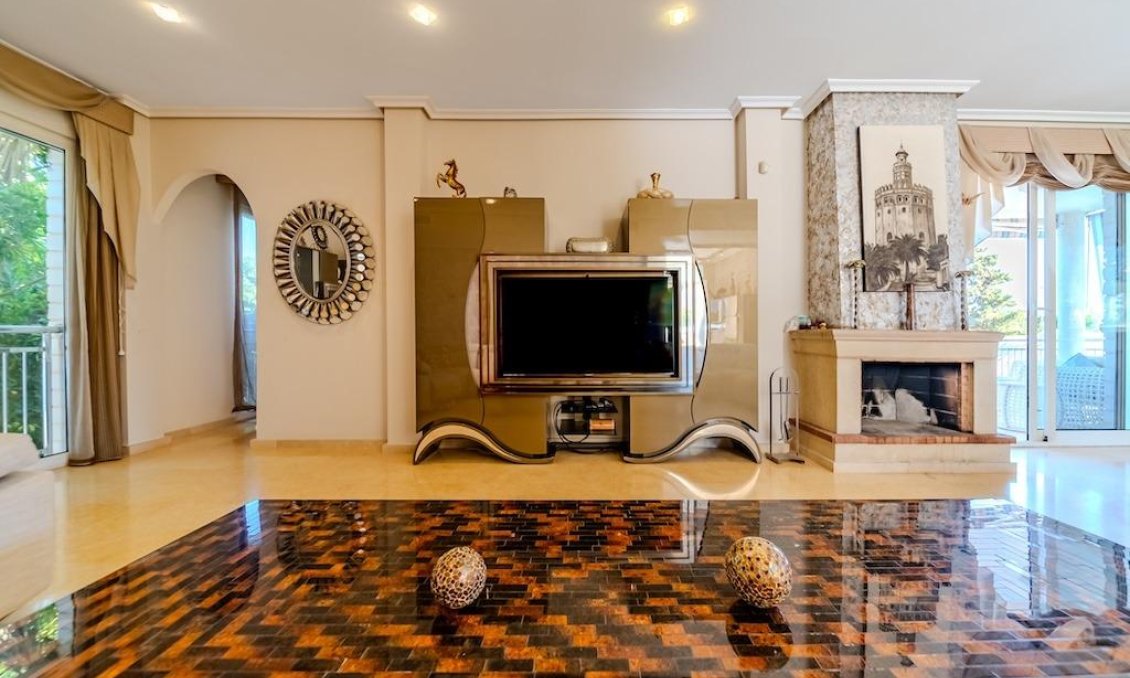 Wiederverkauf - Villa -
Torrevieja - Costa Blanca