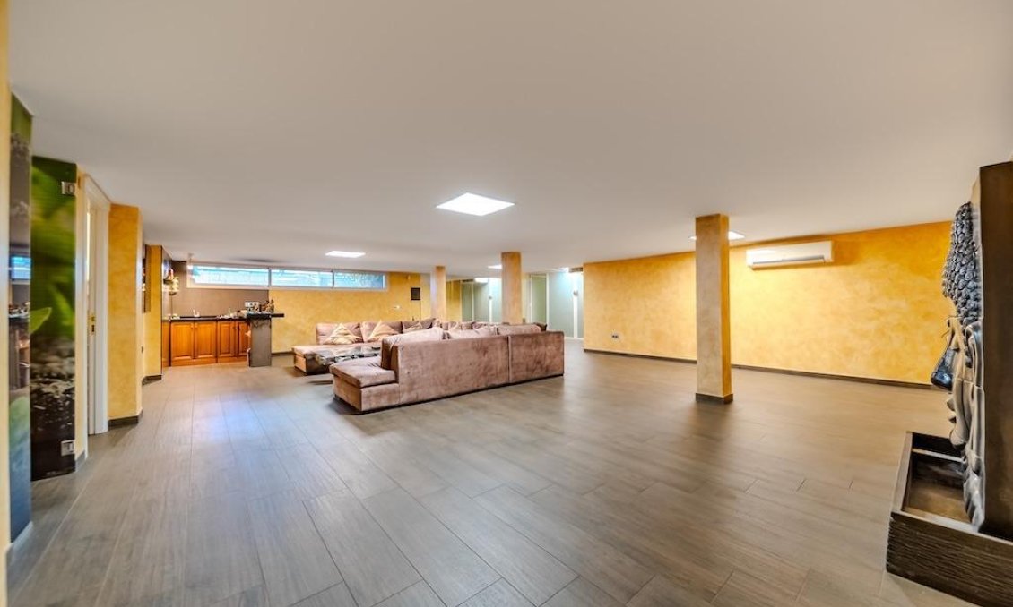 Wiederverkauf - Villa -
Torrevieja - Costa Blanca