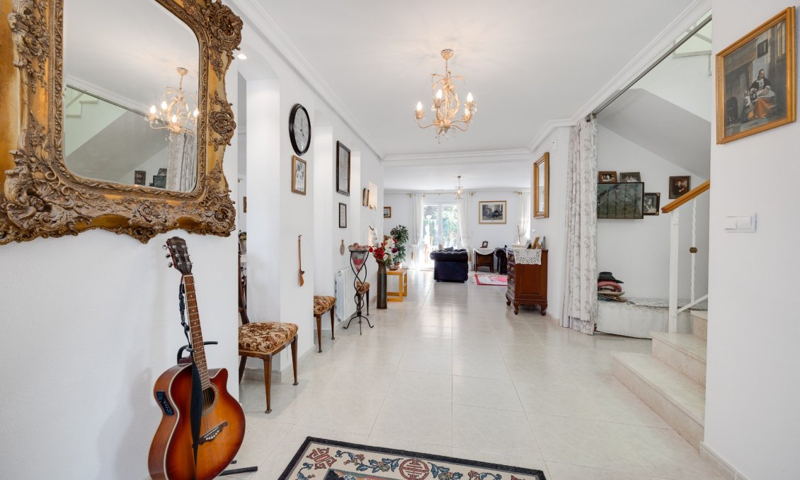 Segunda mano - Villa -
Aspe - Inland