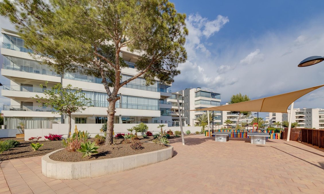 Segunda mano - Apartamento -
Orihuela Costa - Costa Blanca