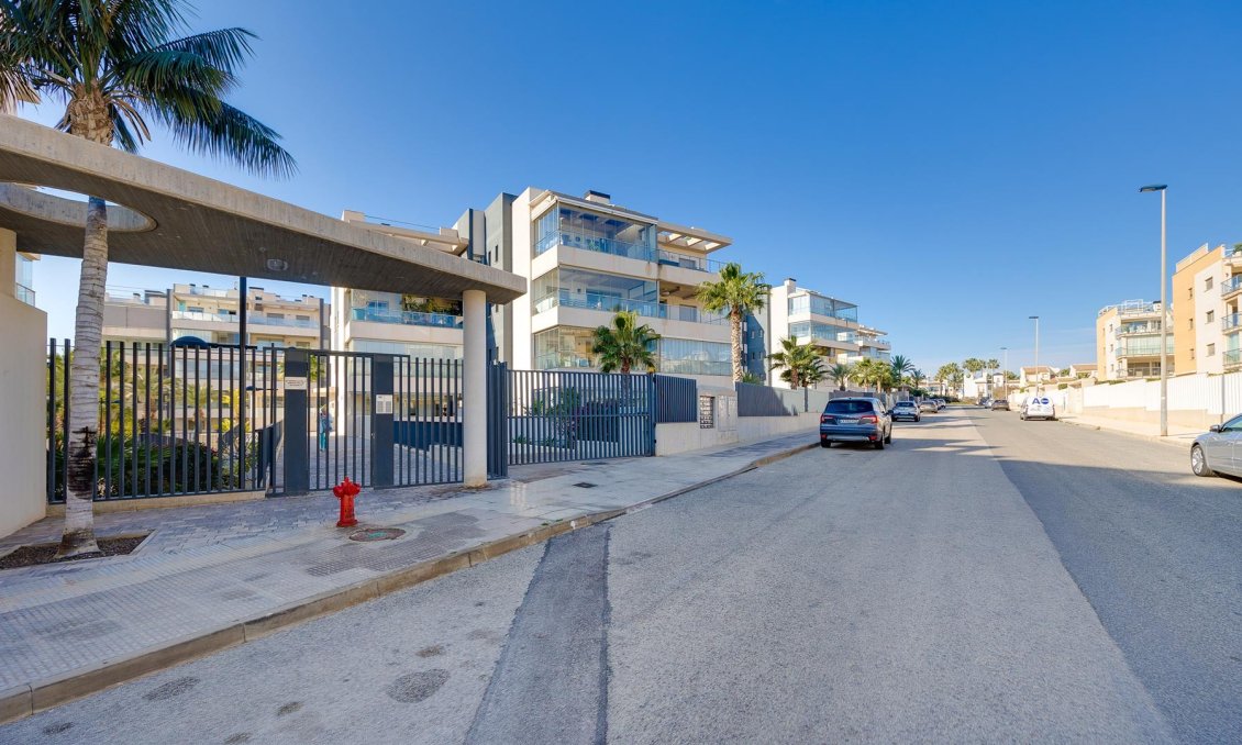 Segunda mano - Apartamento -
Orihuela Costa - Costa Blanca