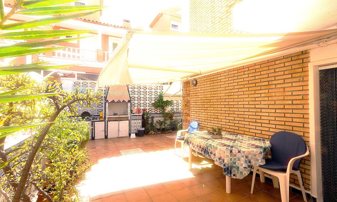 Segunda mano - Bungalow -
Torrevieja - Costa Blanca