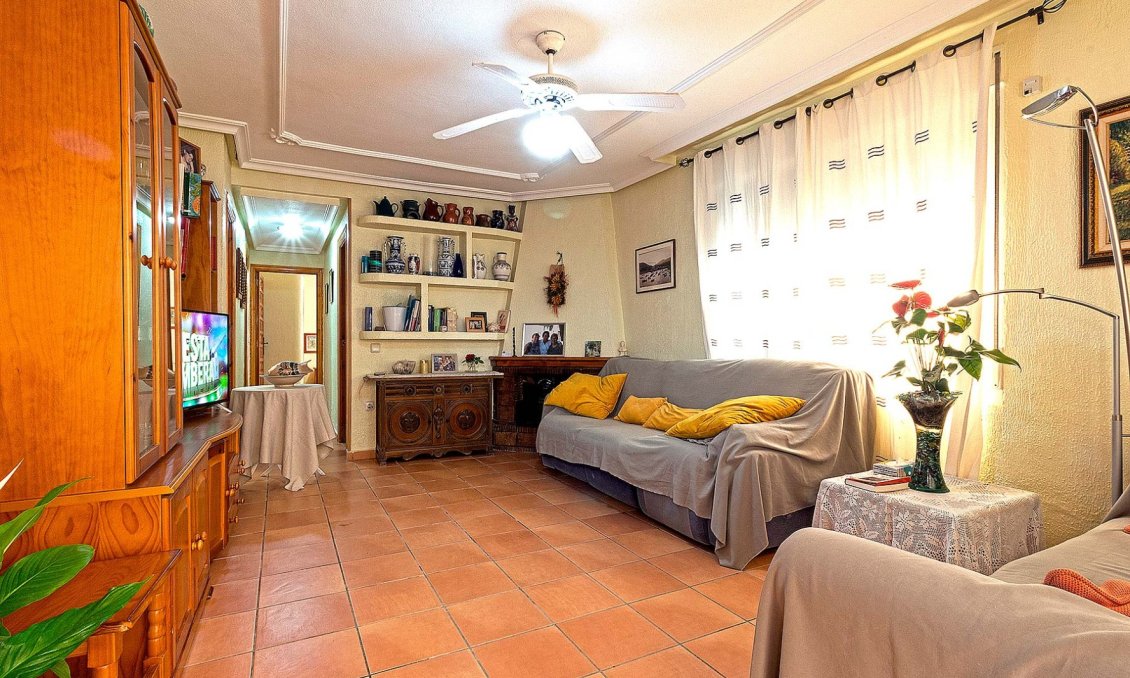 Segunda mano - Bungalow -
Torrevieja - Costa Blanca