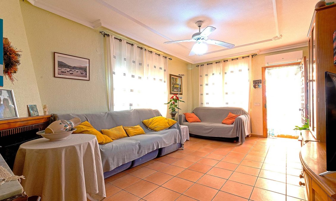 Segunda mano - Bungalow -
Torrevieja - Costa Blanca