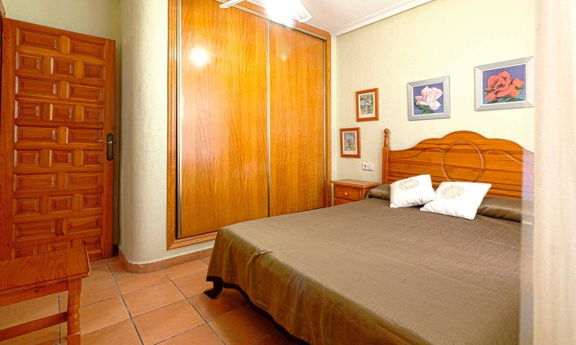 Segunda mano - Bungalow -
Torrevieja - Costa Blanca