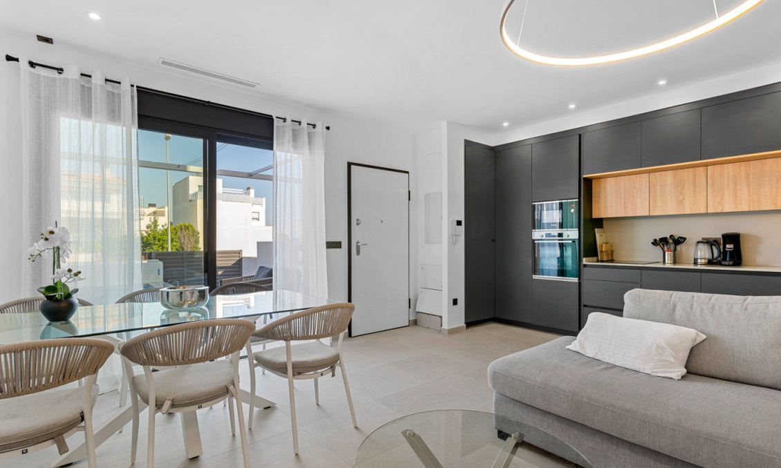 Segunda mano - Villa -
Ciudad Quesada - Costa Blanca