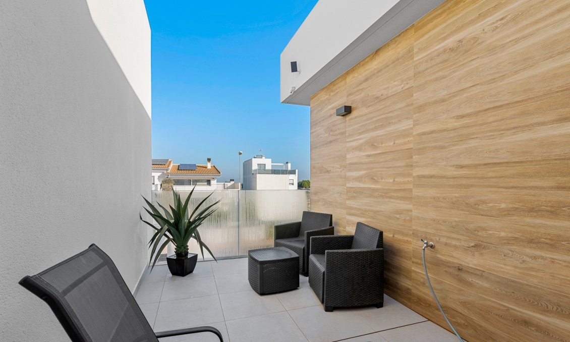 Segunda mano - Villa -
Ciudad Quesada - Costa Blanca