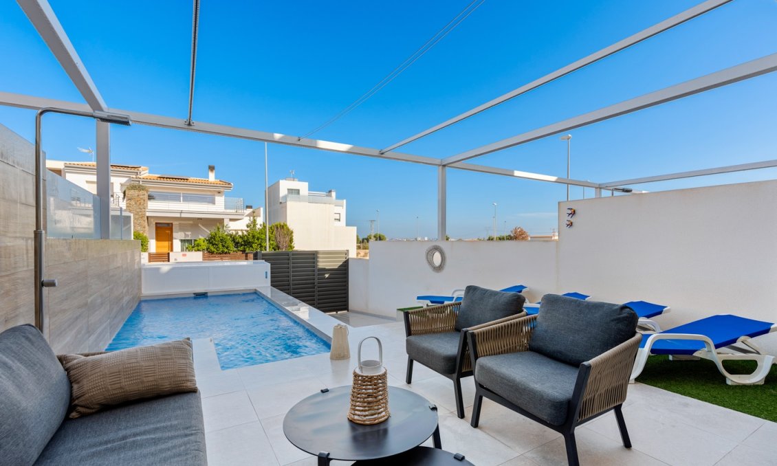 Segunda mano - Villa -
Ciudad Quesada - Costa Blanca
