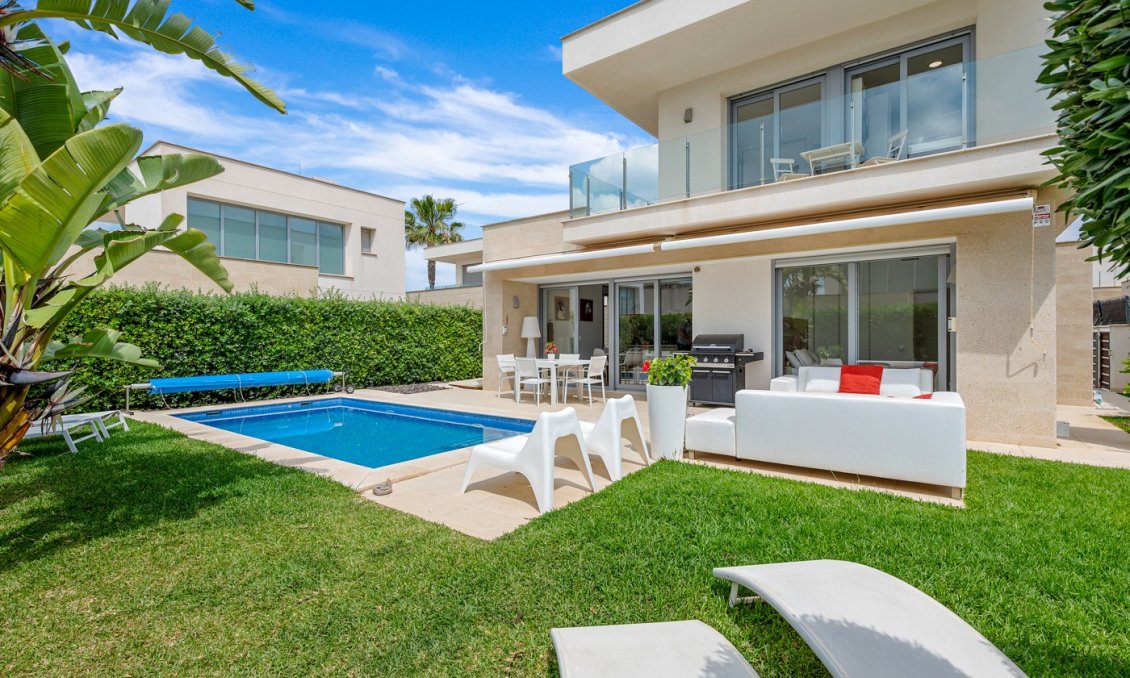 Segunda mano - Villa -
Orihuela - Inland