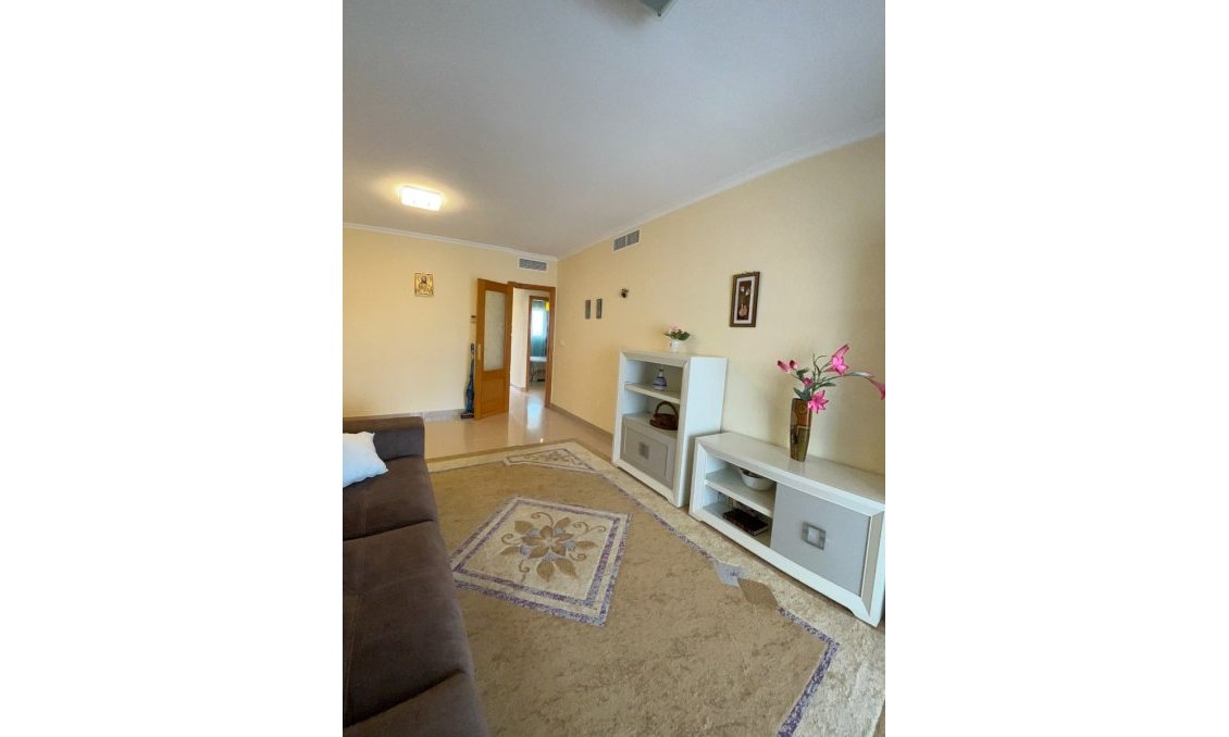 Használt Ingatlanok - Apartman -
Guardamar del Segura - Costa Blanca