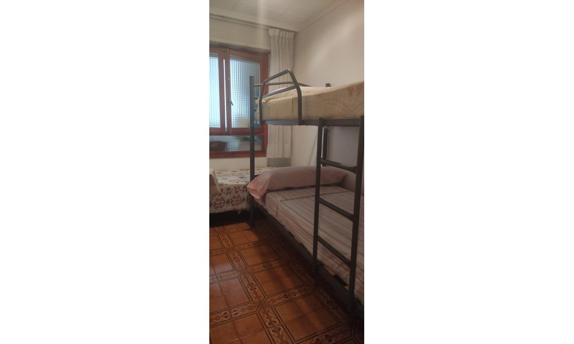 Wiederverkauf - Duplex -
Torrevieja - Playa De Los Naufragos