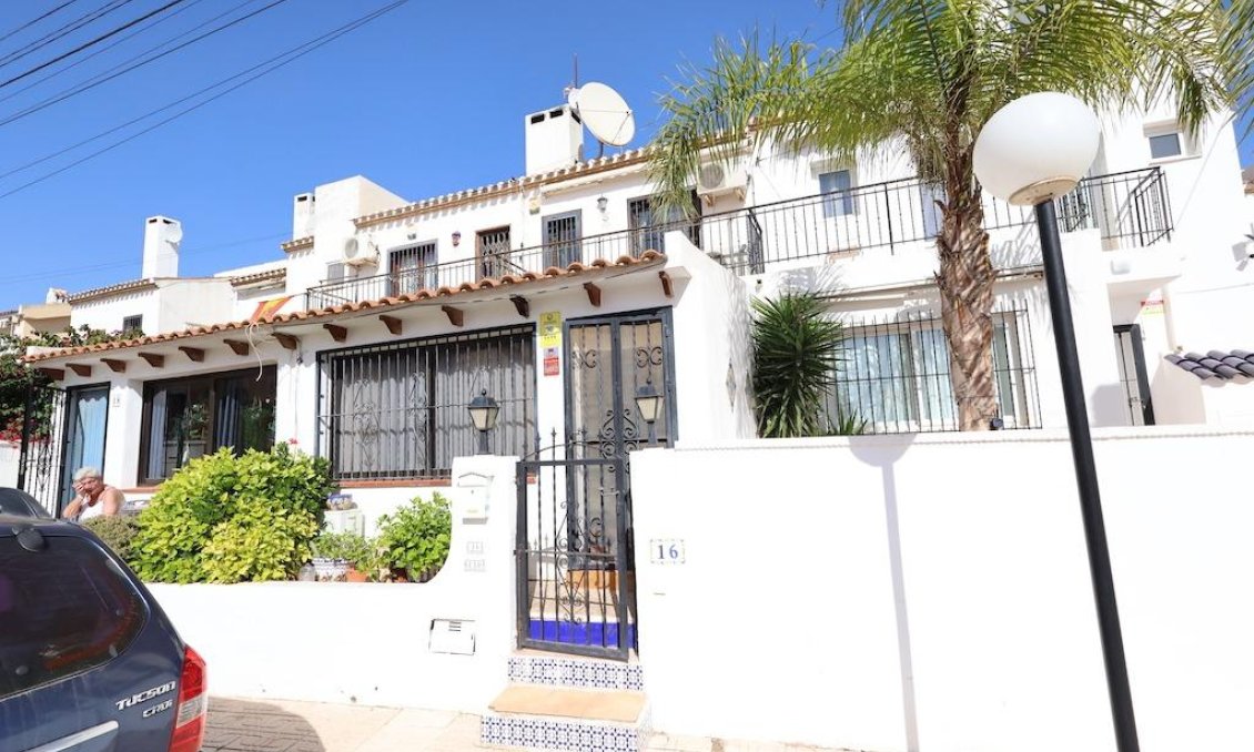 Wiederverkauf - Town House -
San Miguel de Salinas - Inland
