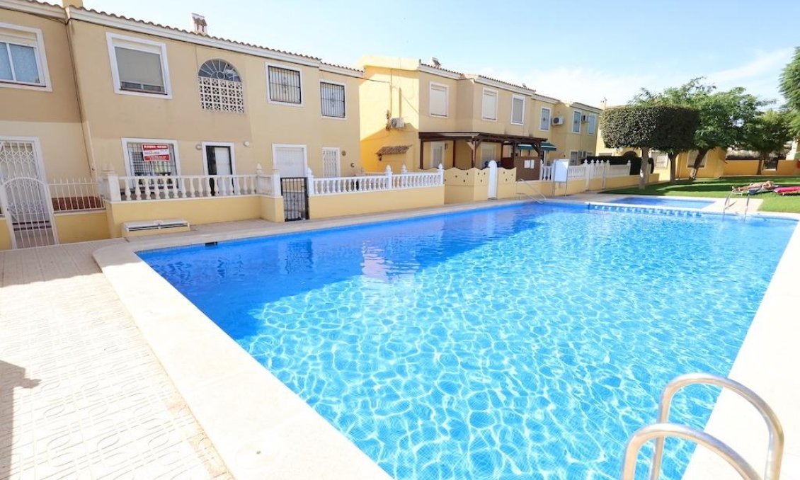 Wiederverkauf - Town House -
San Miguel de Salinas - Inland